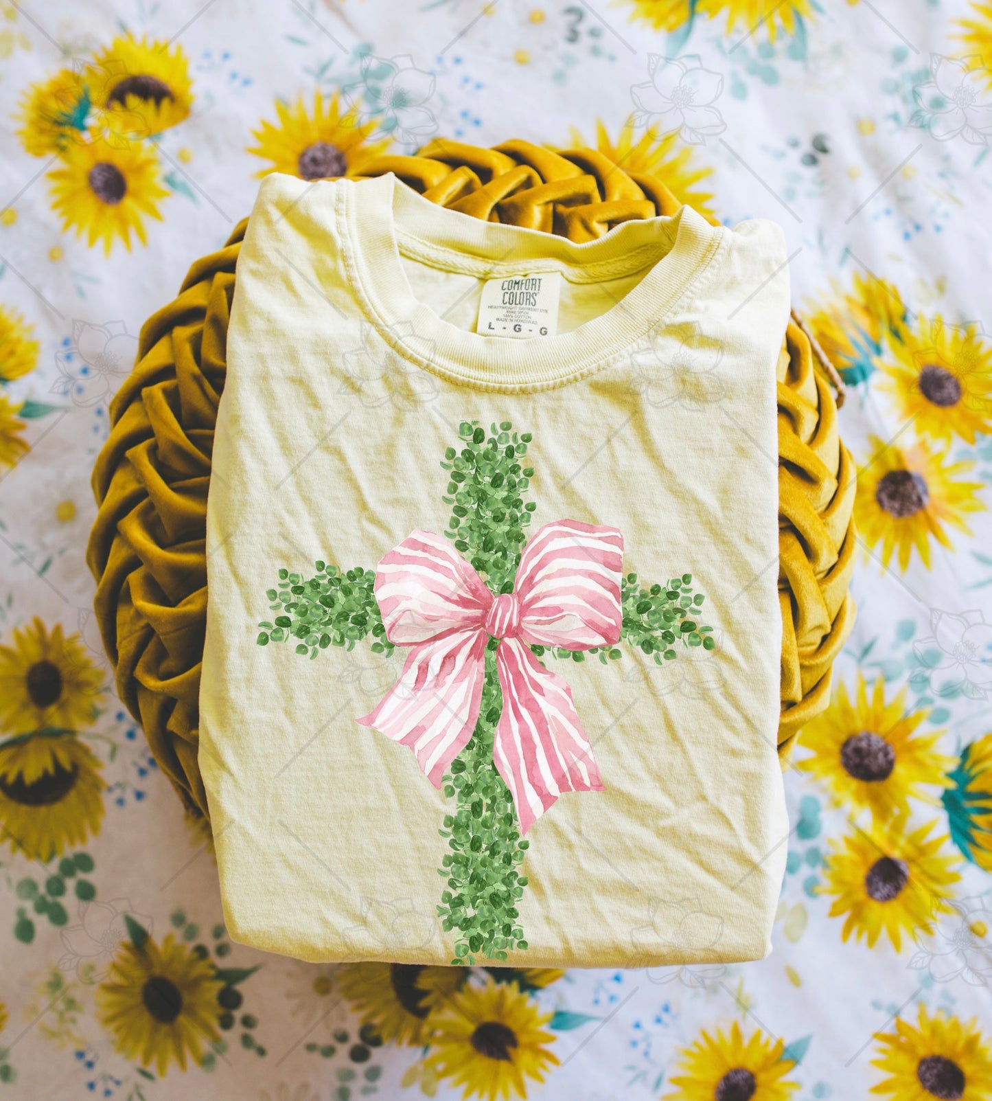 Boxwood Pink Bow Yellow- Multiple Styles