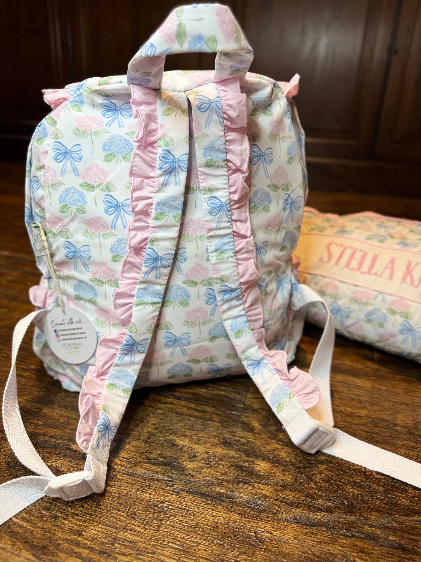 Hydrangeas & Bows Luggage