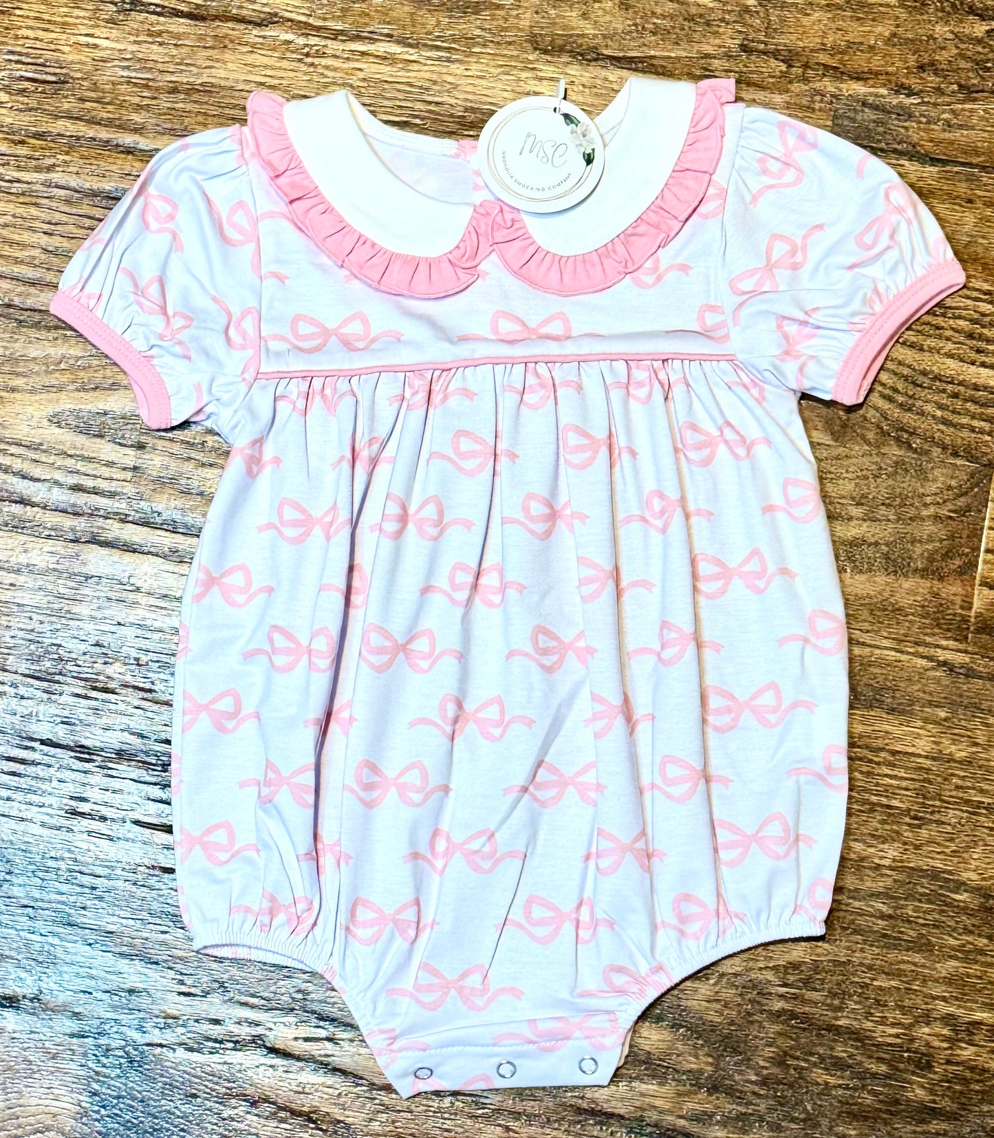 Simple Pink Bows