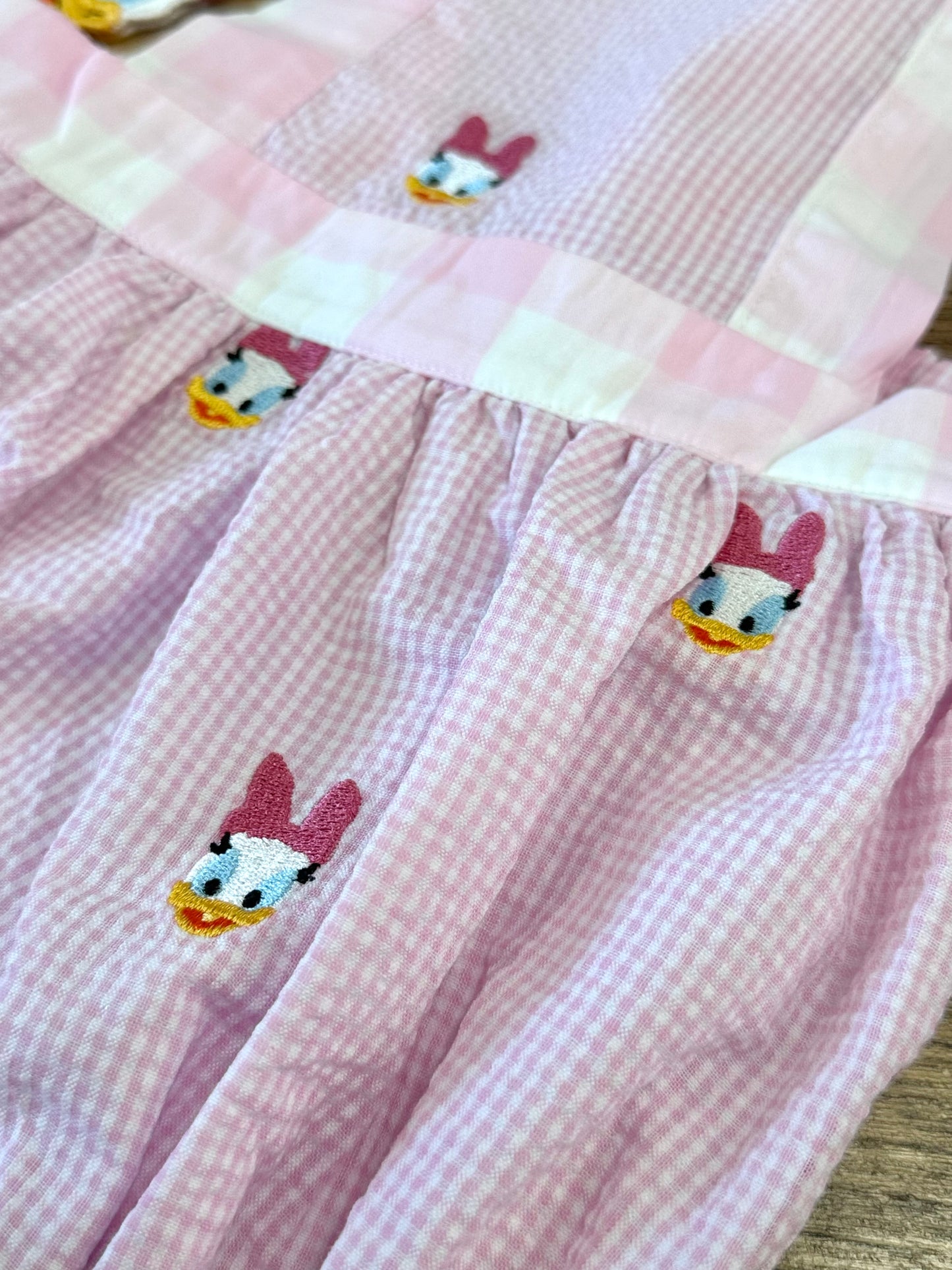 Sprinking Daisy Love