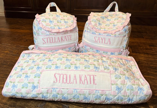 Hydrangeas & Bows Luggage