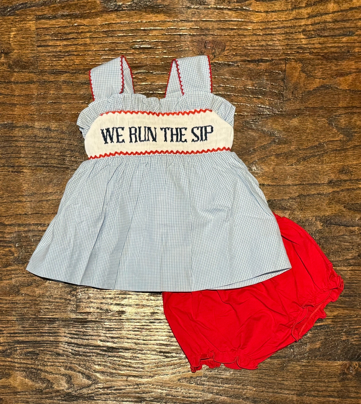 We Run the Sip Smocks *2025 PO*