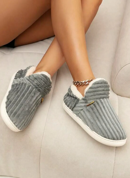 Heel Wrapped Plush Slippers